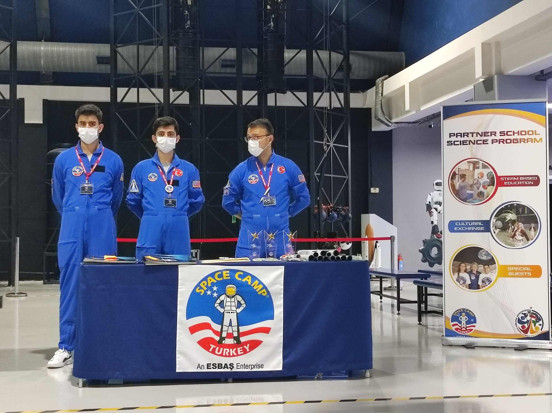 Осмокласник от Русе спечели престижен медал от космическия лагер Space Camp Turkey