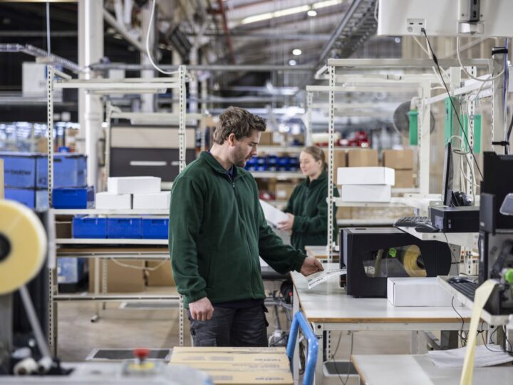 Brother представя новите устройства от серията индустриални етикетни принтери TJ