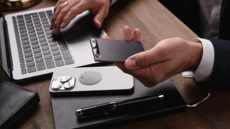 Mobvoi Ticnote – революционният диктофон с изкуствен интелект вече е наличен в България