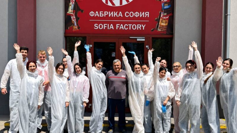 15 млади хора от България бяха избрани сред 140 кандидати за най-мащабната лятна стажантска програма на Нестле в региона
